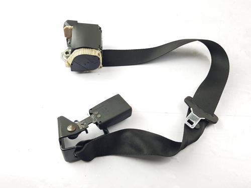 Used Rear center seatbelt LAND ROVER FREELANDER 2 (L359) 2.2 TD4 4x4 (160 hp) 30520585