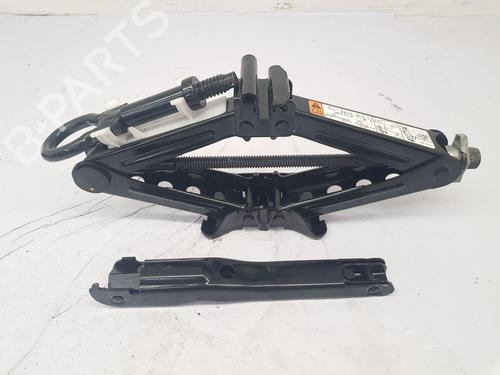 reservehjul-kit-ford-focus-iii-2010-2011-2012-2013-2014-2015-2016-2017-2018-2019-2020-36167210 main image
