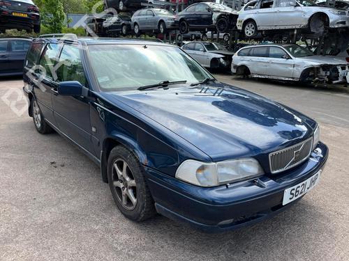 Used Parts VOLVO V70 I (875, 876) 2.4 2393526