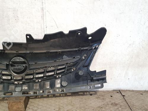 Grill VAUXHALL CORSA Mk III (D) (S07) 1.2 i 16V (L08) | BP29575789C40 