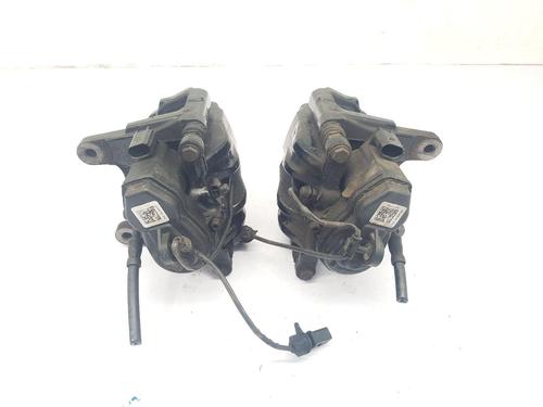 Used Right rear brake caliper Right rear brake caliper 22678631 22678631