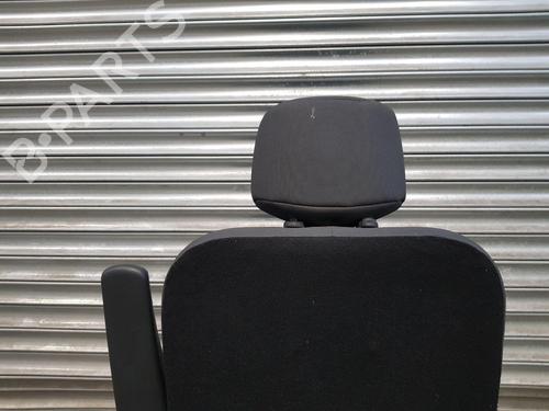 Right front seat VAUXHALL MOVANO Mk II (B) Chassis/Cab (X62) 2.3 CDTI FWD (UV, HV, EV) | BP31663268C16 