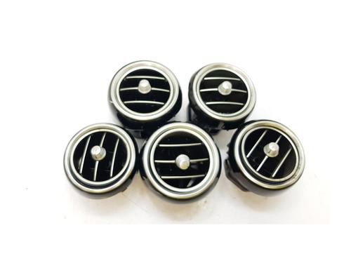 Air vent MERCEDES-BENZ C-CLASS (W205) C 450 AMG 4-matic (205.064) BP22681497I21