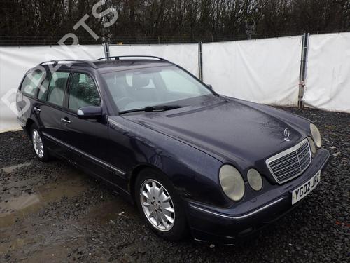 Brugte MERCEDES-BENZ E-CLASS T-Model (S210) E 320 T CDI (210.226) (197 hp) 4262540