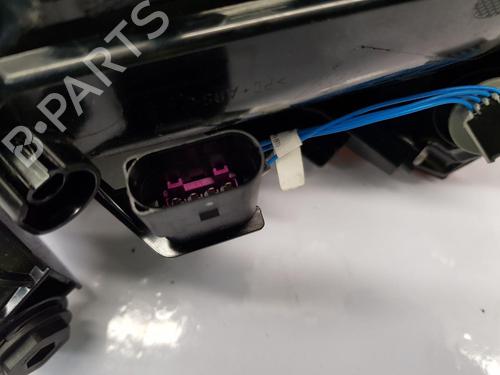 Høyre baklys VW GOLF VIII (CD1, DA1) 2.0 TDI | BP32097840C35