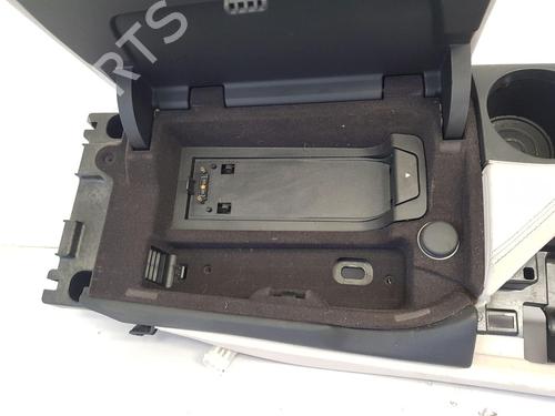 Armrest / Center console BMW i8 (I12) hybrid | BP29292484I20 