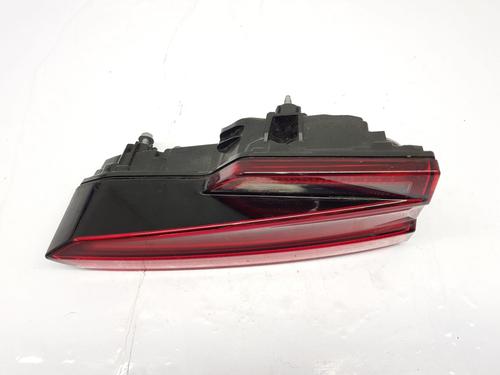 Feu de coffre gauche AUDI A4 B9 (8W2, 8WC) 1.4 TFSI (150 hp) 31864255