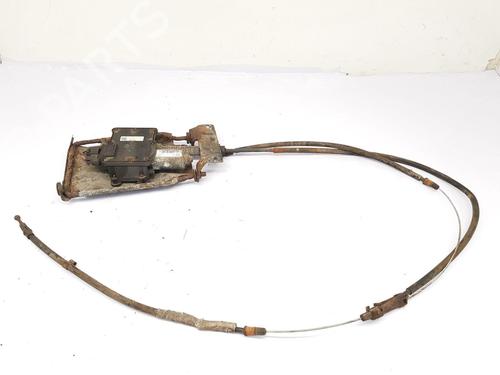 Used Electric handbrake Electric handbrake VAUXHALL MERIVA Mk II (B) (S10) 1.7 CDTi (131 hp) 33056702 33056702