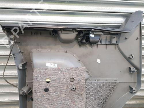 Garniture avant droite VW TRANSPORTER T5 Van (7HA, 7HH, 7EA, 7EH) 1.9 TDI | BP30471647C59 