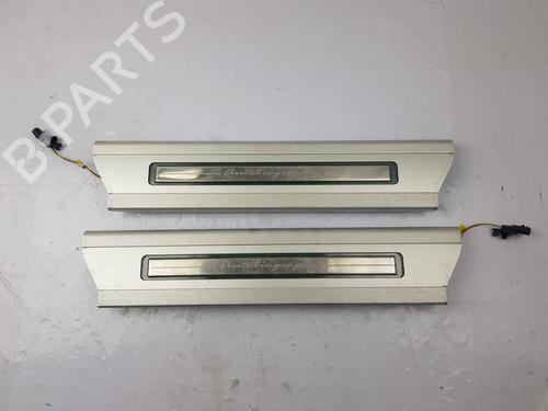 Used Right sideskirt Right sideskirt 38623903 38623903