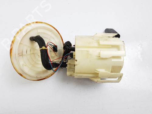 Used Fuel pump VAUXHALL ASTRA Mk V (H) (A04) 1.4 (L48) (90 hp) 22661553