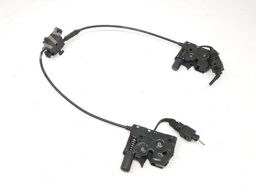 hood-lock-audi-a3-limousine-8vs-8vm-2013-2014-2015-2016-2017-2018-2019-2020-2021-39263470 main image
