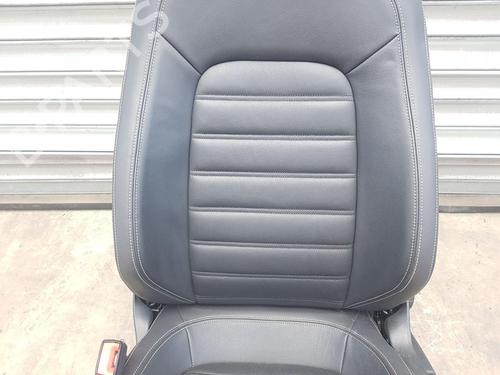 Right front seat VW SCIROCCO III (137, 138) 2.0 R | BP26540904C16 