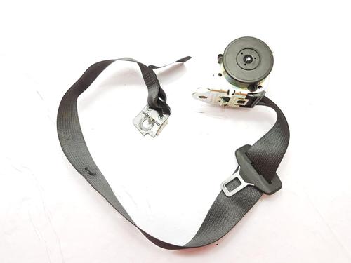 Used Rear center seatbelt VAUXHALL CORSA Mk III (D) (S07) 1.4 (L08) (101 hp) 29514502