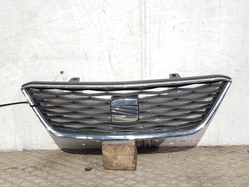 Used Grille SEAT IBIZA IV (6J5, 6P1) 1.2 (70 hp) 28710768