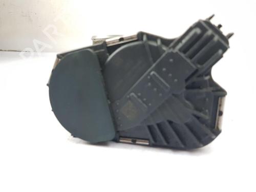 Throttle body VAUXHALL CORSA Mk III (D) (S07) 1.0 i 12V (L08) | BP29927999M82