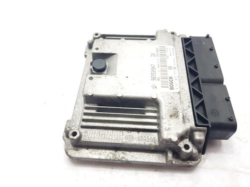 Calculateur moteur (ecu) CHEVROLET CAPTIVA (C100, C140) 2.0 D 4WD | BP30891634M57