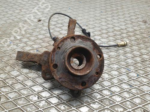 Used Left front steering knuckle RENAULT CLIO II (BB_, CB_) 1.5 dCi (B/CB07) (65 hp) 24704557