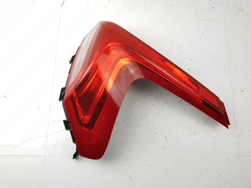 right-taillight-volvo-v40-hatchback-525-2012-2013-2014-2015-2016-2017-2018-2019-40551530 main image