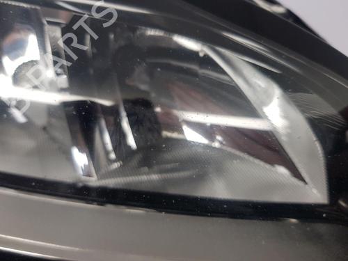 Højre forlygte OPEL CORSA E (X15) 1.4 (08, 68) | BP29957289C29