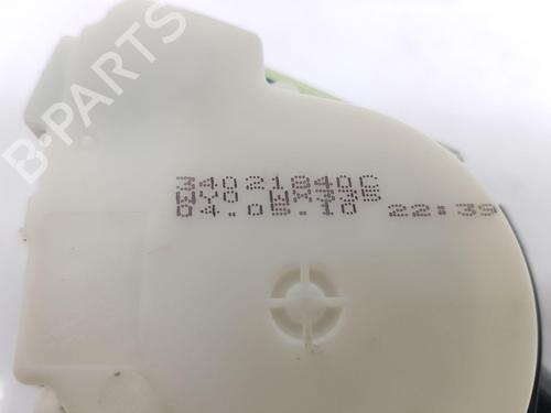 Rear center seatbelt FORD FIESTA VI (CB1, CCN) 1.6 TDCi | BP28029227I27 