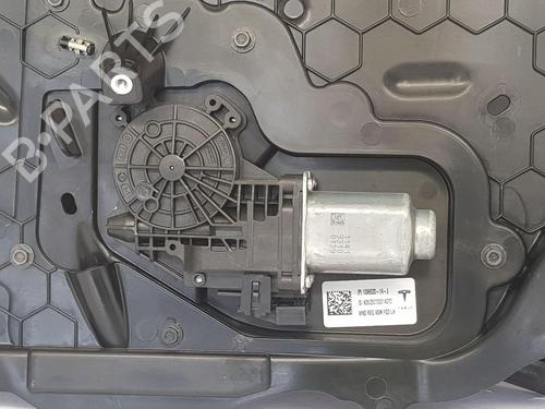 Front left window mechanism TESLA MODEL 3 (5YJ3) EV AWD | BP33889870C22 - Image 3