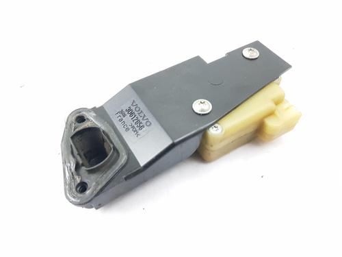 Used Fuel door actuator VOLVO XC90 I (275) D5 AWD (185 hp) 31690858