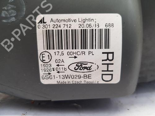 Right headlight FORD FIESTA V (JH_, JD_) 1.25 16V | BP29292647C29 