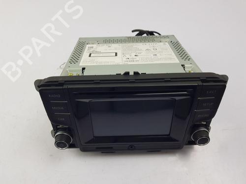 Used Radio VW POLO V (6R1, 6C1) [2009-2022]  22208999