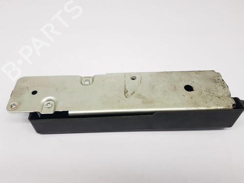 Tailgate lock LAND ROVER DISCOVERY III (L319) 2.7 TD 4x4 | BP28362811C101 