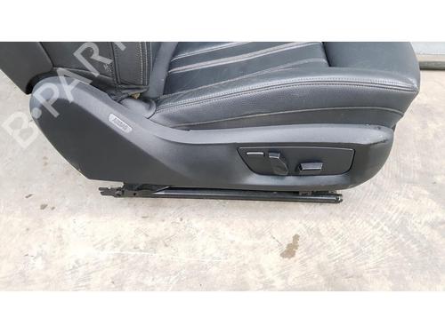 Right front seat BMW 5 (G30, F90) 530 i | BP34708515C16 - Image 11