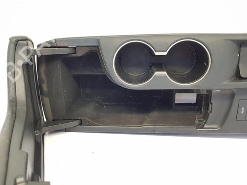 Armrest / Center console LEXUS IS III (_E3_) 300h (AVE30_, AVE30R) | BP26943155I20 