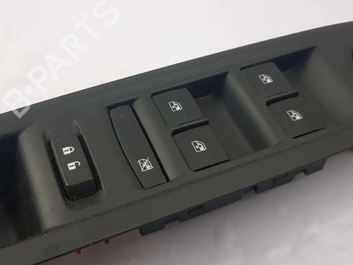 Fensterheberschalter rechts vorne VAUXHALL MOKKA / MOKKA X (J13) 1.7 CDTI 4x4 | BP30796300I26