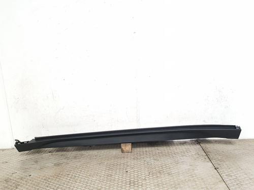 Used Left sideskirt Left sideskirt BMW X1 (F48) sDrive 18 i (140 hp) 36555236 36555236