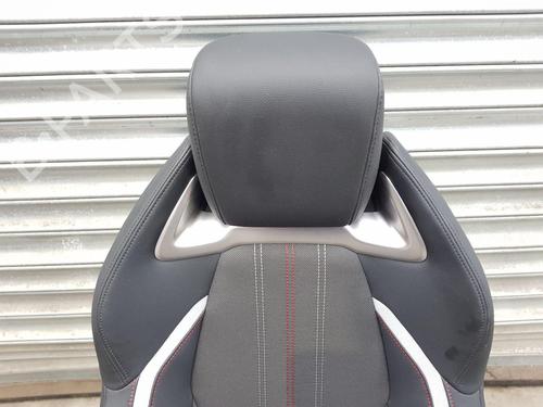 Left front seat TOYOTA COROLLA Hatchback (_E21_, _EA1_, _EH1_) 1.8 Hybrid (ZWE211, ZWE219) | BP29620592C15 