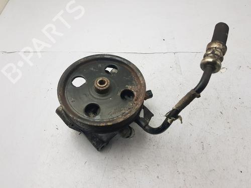 Used Steering pump Steering pump FORD FOCUS II (DA_, HCP, DP) 1.6 (100 hp) 33889798 33889798