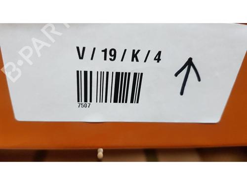 Air filter box TOYOTA HILUX VIII Pickup (_N1_) 2.4 D 4WD (GUN125_, GUN125R) | BP29900422M87 
