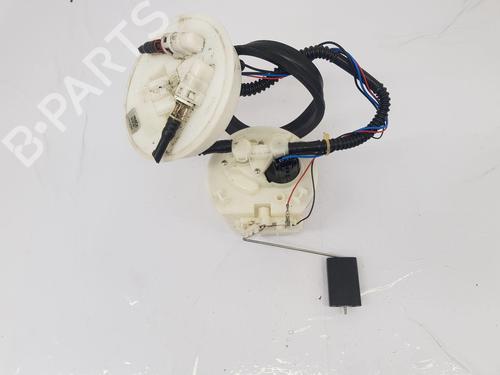 Used Fuel pump Fuel pump FORD FOCUS I (DAW, DBW) 1.6 16V (100 hp) 35772270 35772270
