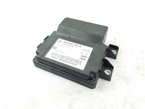 Used Electronic module VW PASSAT B6 (3C2) 2.0 TDI (110 hp) 30184930
