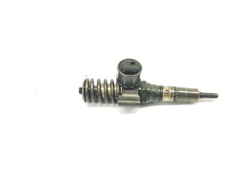 injector-audi-a4-b7-8ec-2004-2005-2006-2007-2008-2009-32375325 main image