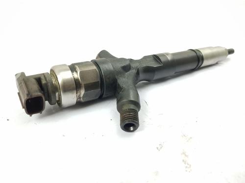 Injector TOYOTA HILUX VII Pickup (_N1_, _N2_, _N3_) 2.5 D-4D 4WD (KUN25_, KUN25R) | BP28284133M100 