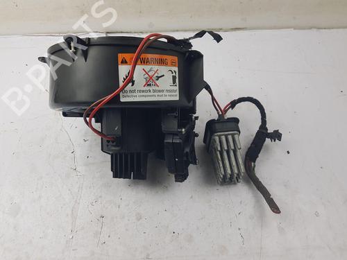 Used Heater blower motor Heater blower motor VAUXHALL ZAFIRA Mk II (B) (A05) 1.7 CDTI (125 hp) 39024398 39024398