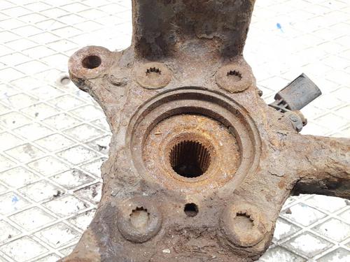 Right front steering knuckle VW CADDY III Box Body/MPV (2KA, 2KH, 2CA, 2CH) 1.6 TDI | BP23182555M26 