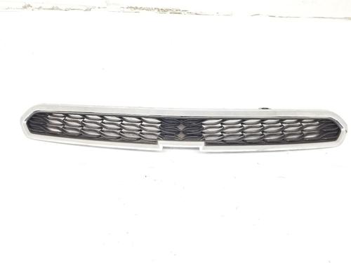 Used Grille CHEVROLET AVEO Hatchback (T300) 1.3 D (75 hp) 22667188