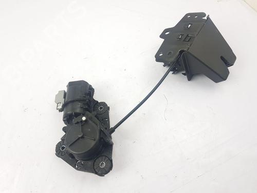 Tailgate lock VOLVO XC90 II (256) B5 Mild-Hybrid AWD | BP31365618C101