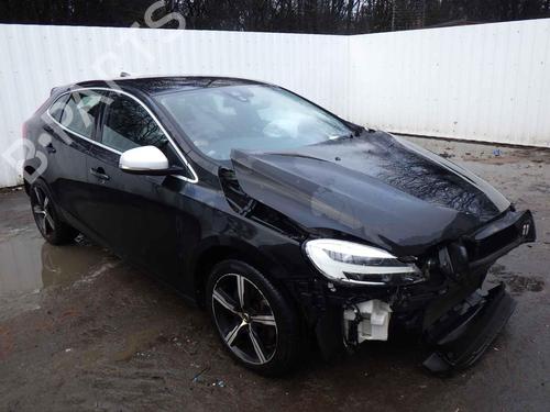 VOLVO V40 Hatchback (525) T3 2062970