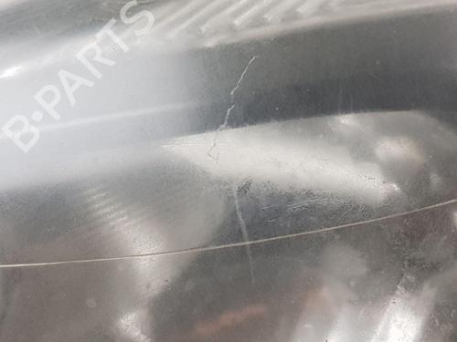 Left headlight VAUXHALL CORSA Mk III (D) (S07) 1.4 (L08) | BP27353319C28 