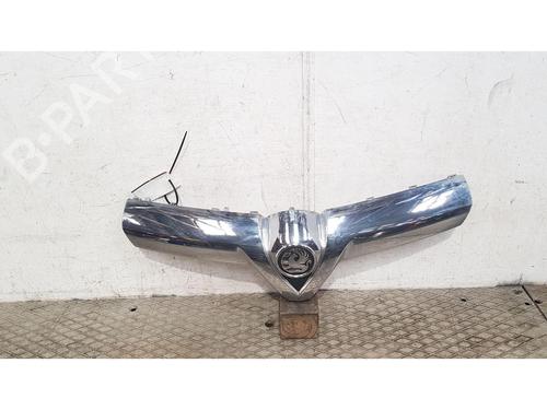 Used Grille Grille 38594427 38594427