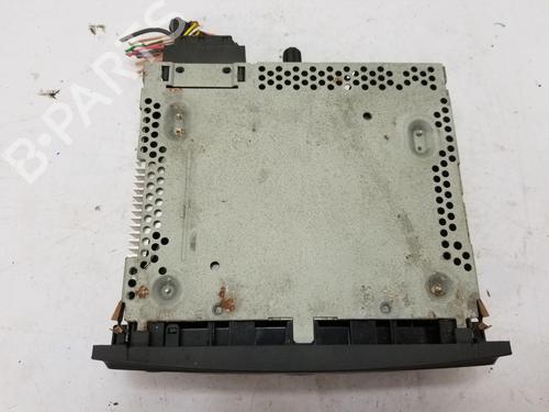 Used Radio RENAULT CLIO III (BR0/1, CR0/1) 1.2 16V Hi-Flex (BR1U, CR1U) (75 hp) 22658216