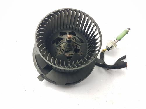 Used Heater blower motor Heater blower motor VW GOLF V (1K1) 1.9 TDI (105 hp) 33130801 33130801